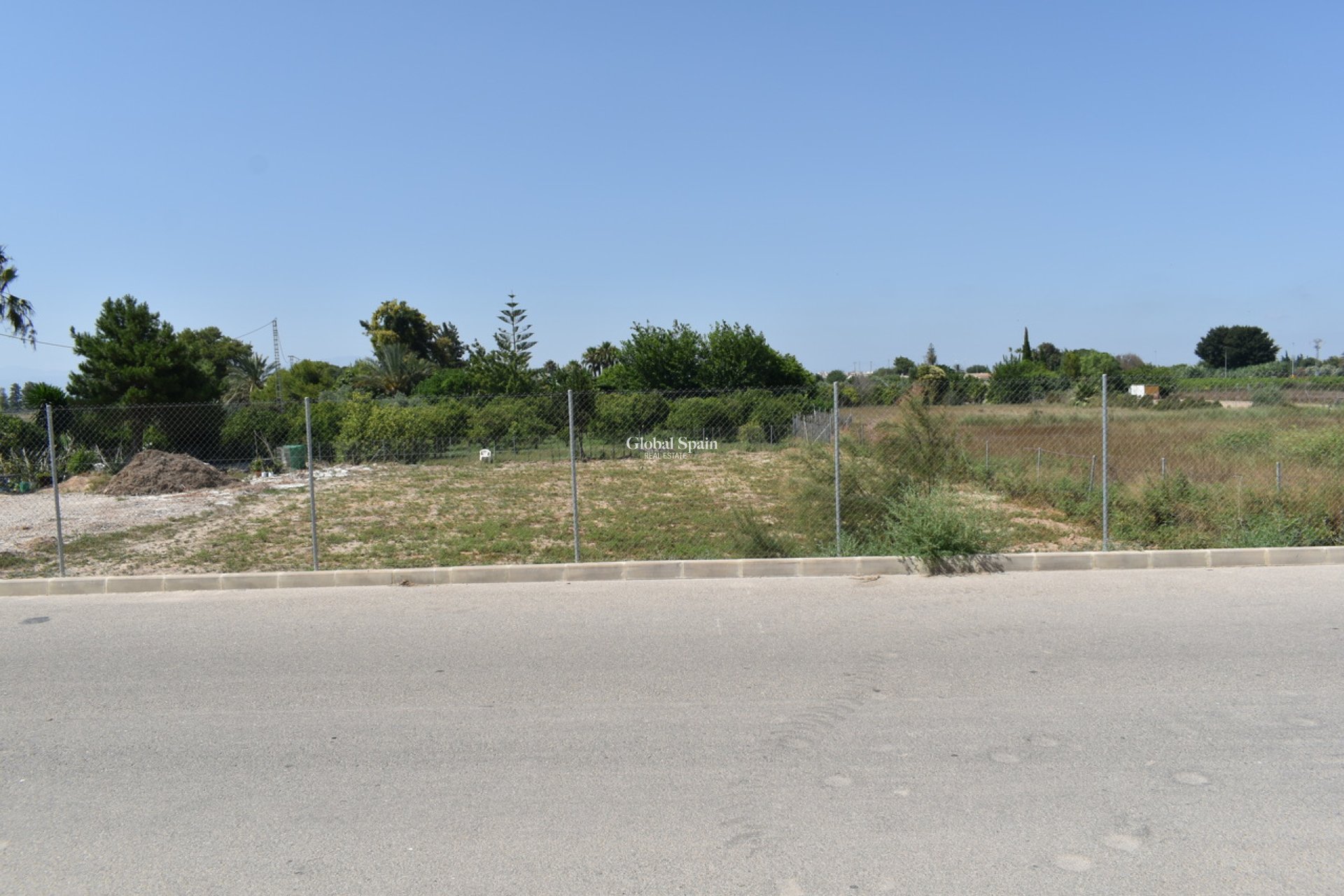 Wederverkoop - VILLA -
ALGORFA - Inland