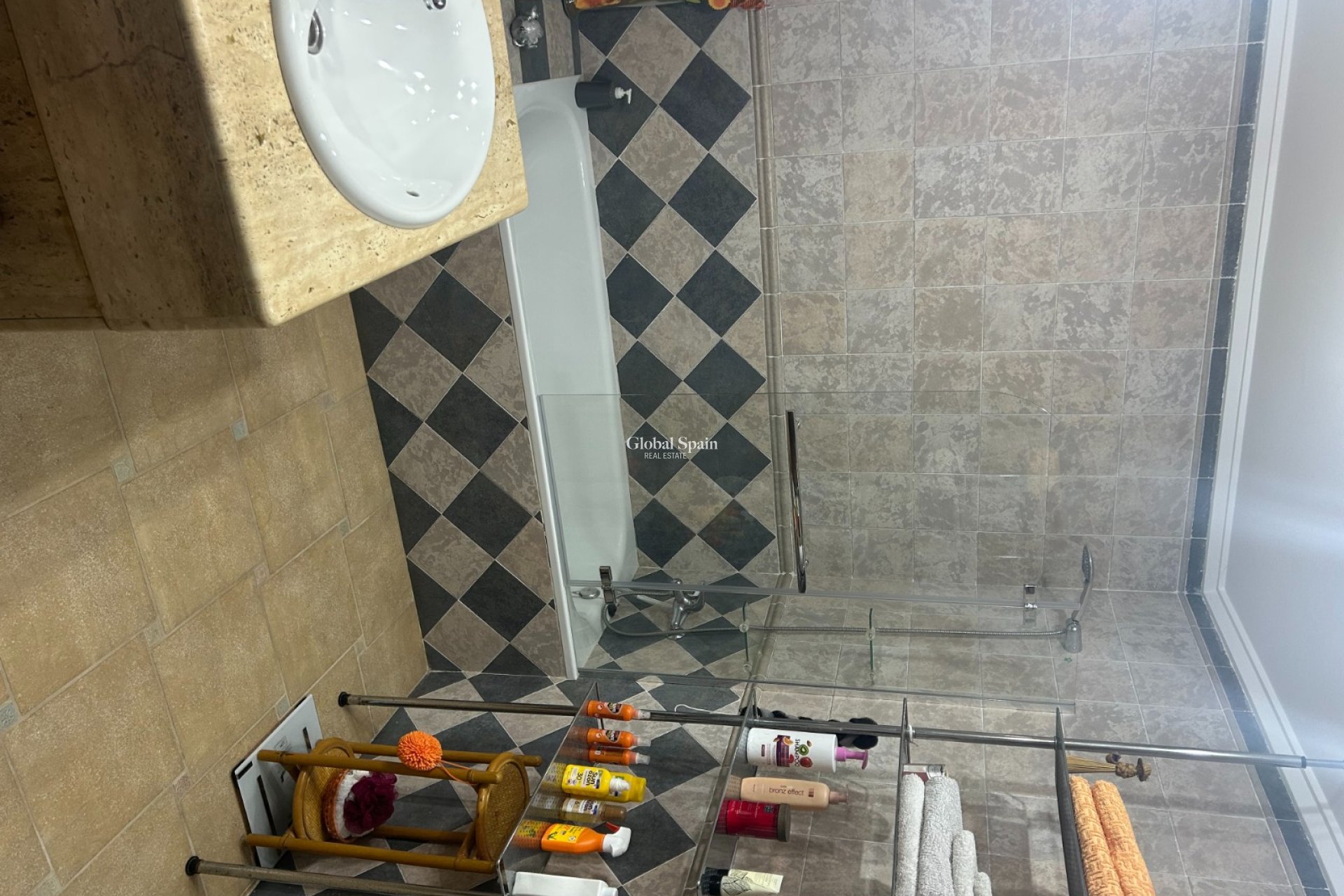 Wederverkoop - VILLA -
ALGORFA - Inland