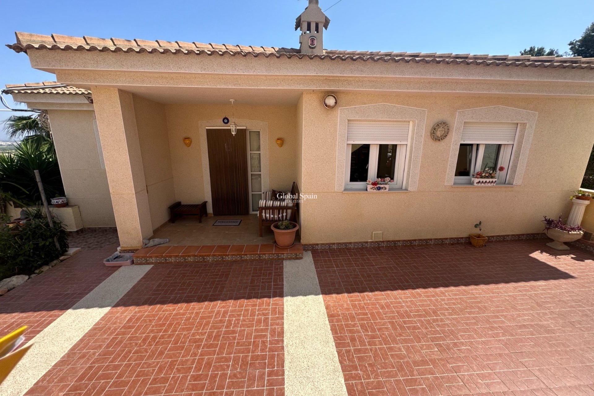 Wederverkoop - VILLA -
ALGORFA - Inland
