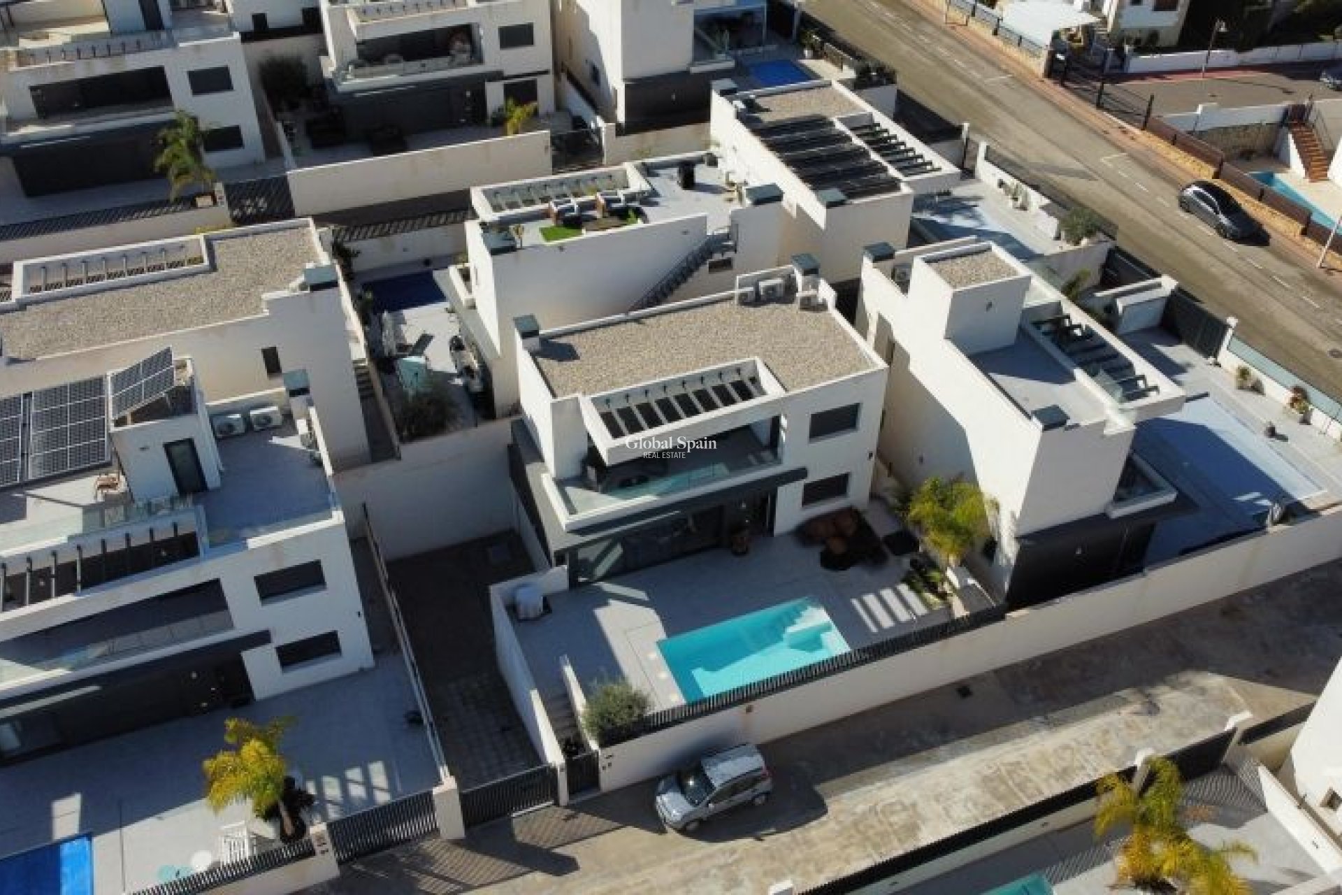 Wederverkoop - VILLA -
ALGORFA - Inland