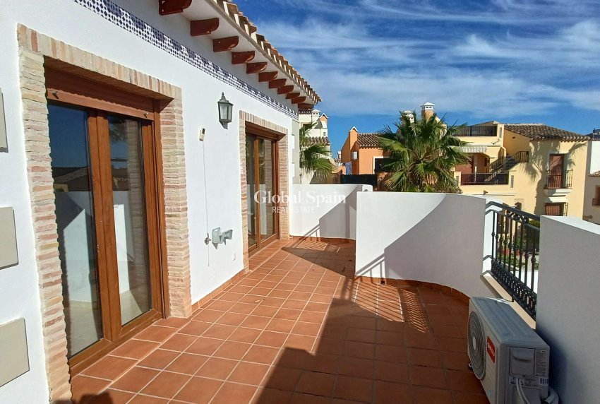 Wederverkoop - VILLA -
ALGORFA - Inland