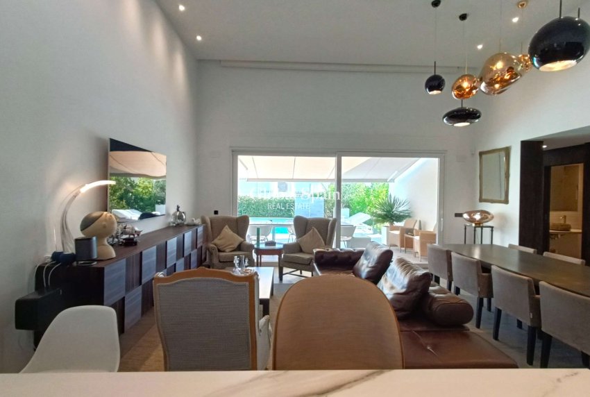 Wederverkoop - VILLA -
ALGORFA - Inland