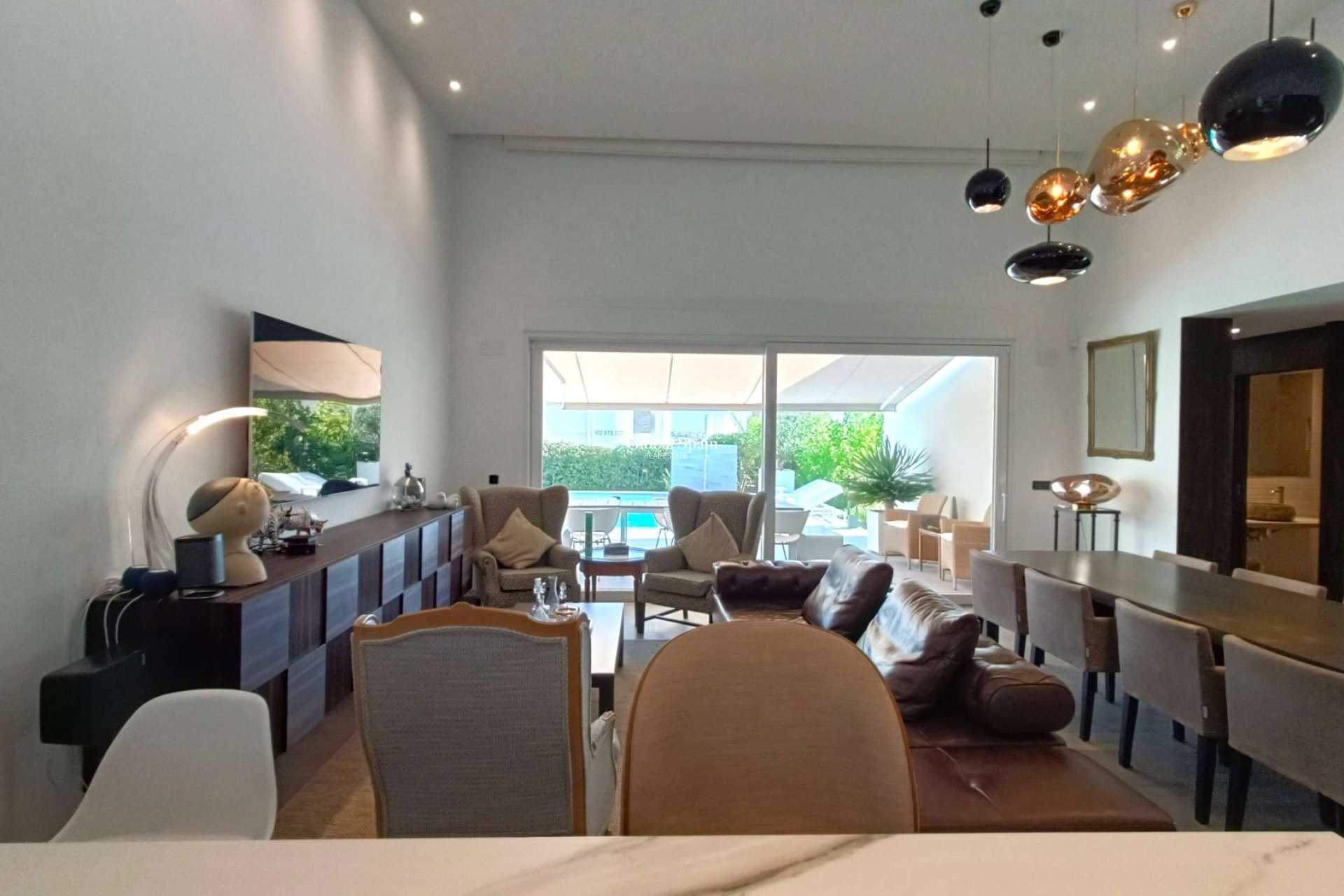 Wederverkoop - VILLA -
ALGORFA - Inland
