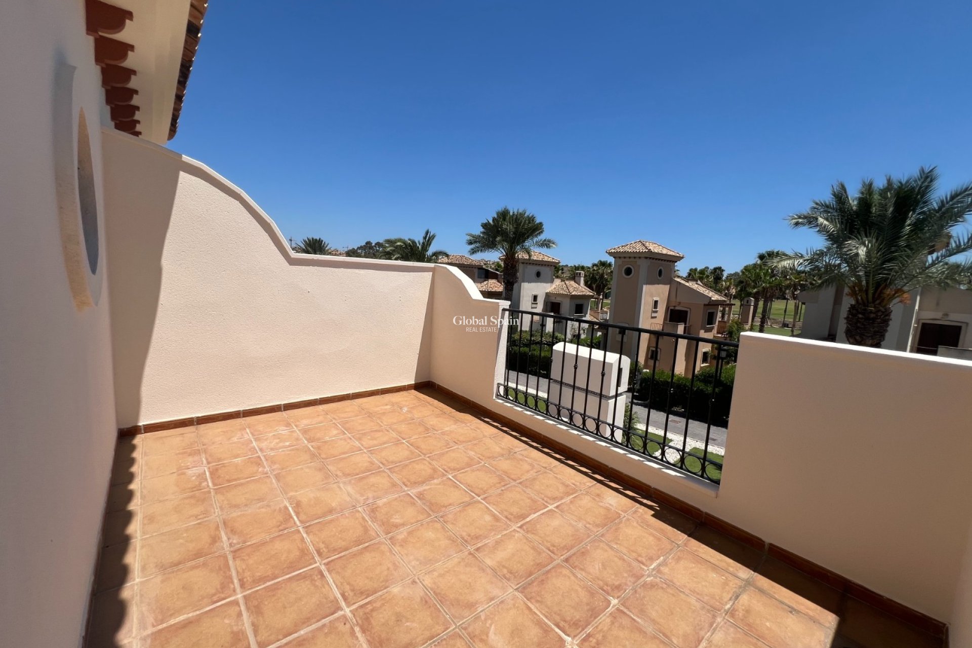Wederverkoop - VILLA -
ALGORFA - Inland