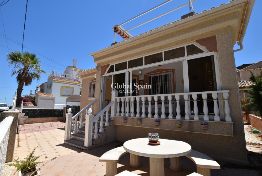 Wederverkoop - VILLA -
ALGORFA - Inland