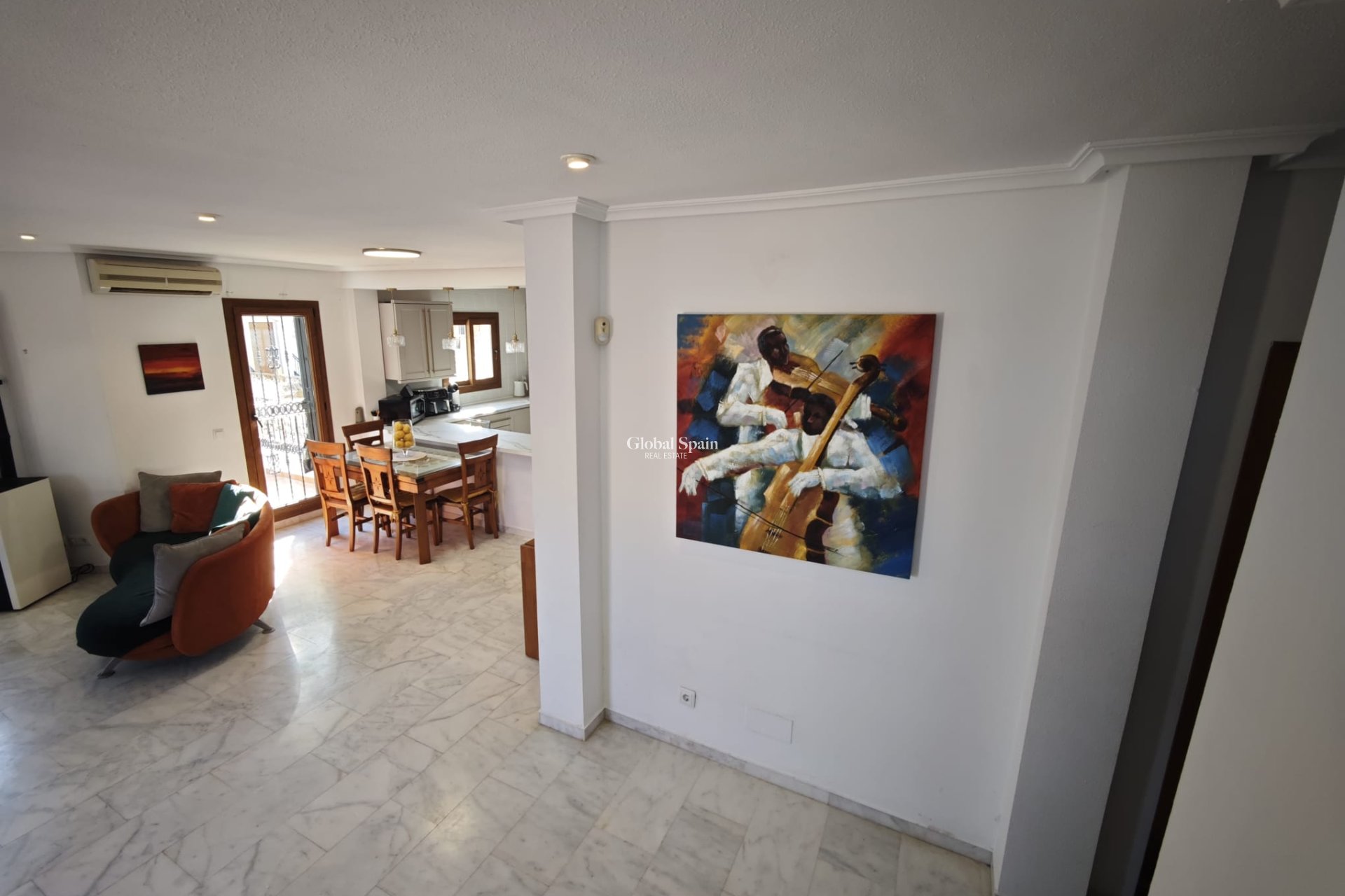 Wederverkoop - VILLA -
ALGORFA - Inland