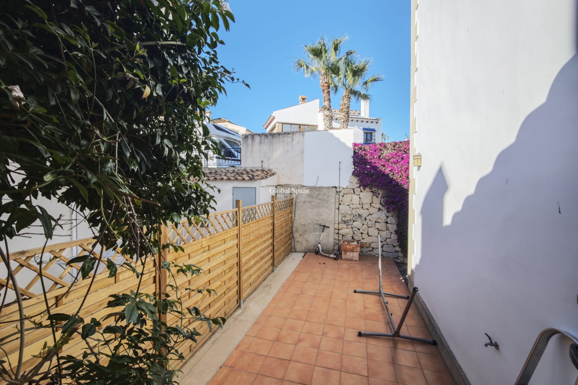 Wederverkoop - VILLA -
ALGORFA - Inland