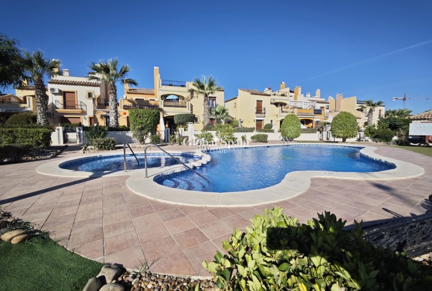 Wederverkoop - VILLA -
ALGORFA - Inland