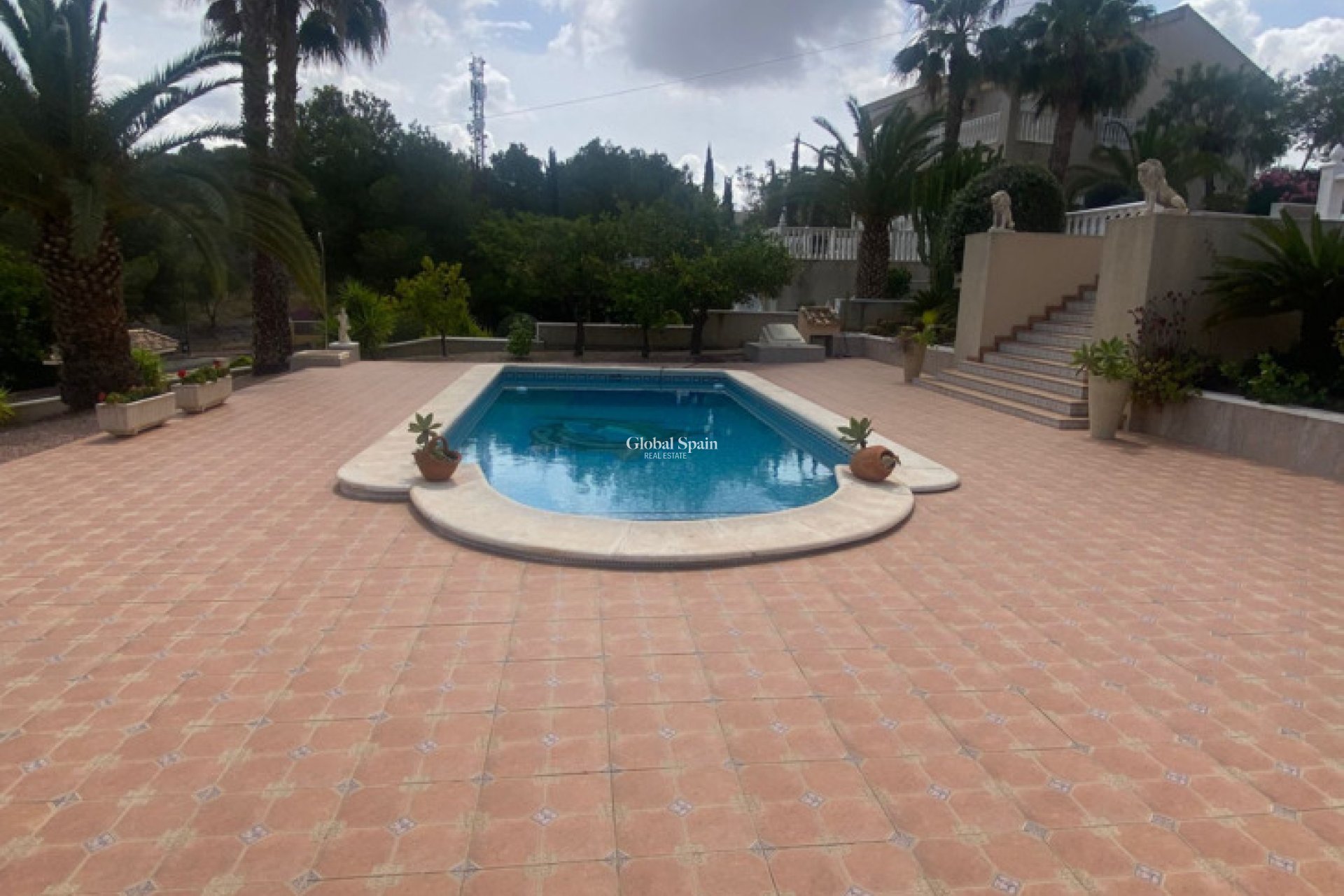 Wederverkoop - VILLA -
ALGORFA - Inland