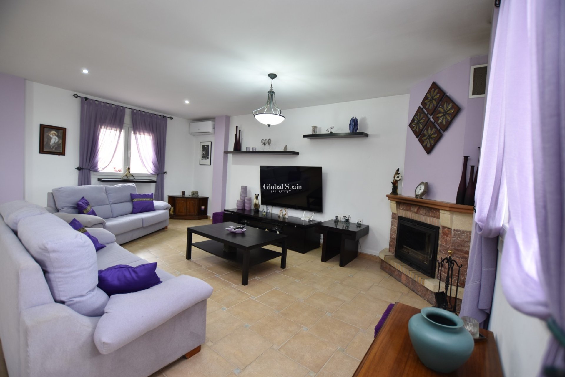 Wederverkoop - VILLA -
ALGORFA - Inland