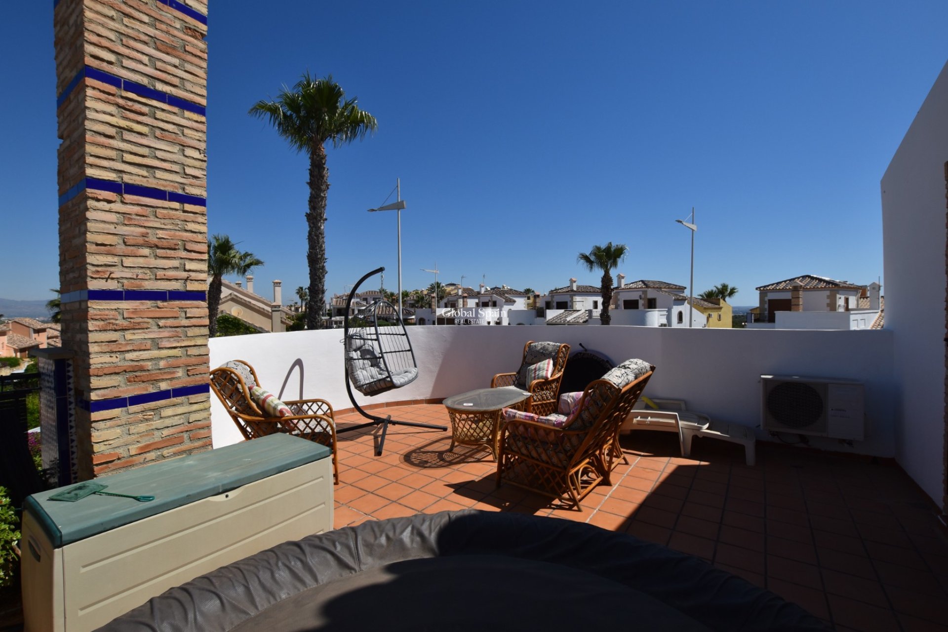 Wederverkoop - VILLA -
ALGORFA - Inland