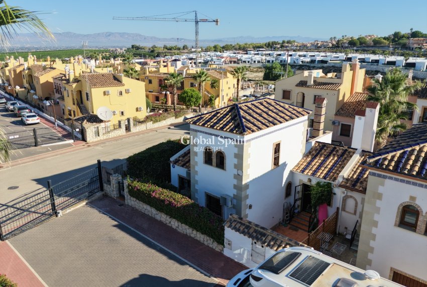 Wederverkoop - VILLA -
ALGORFA - Inland