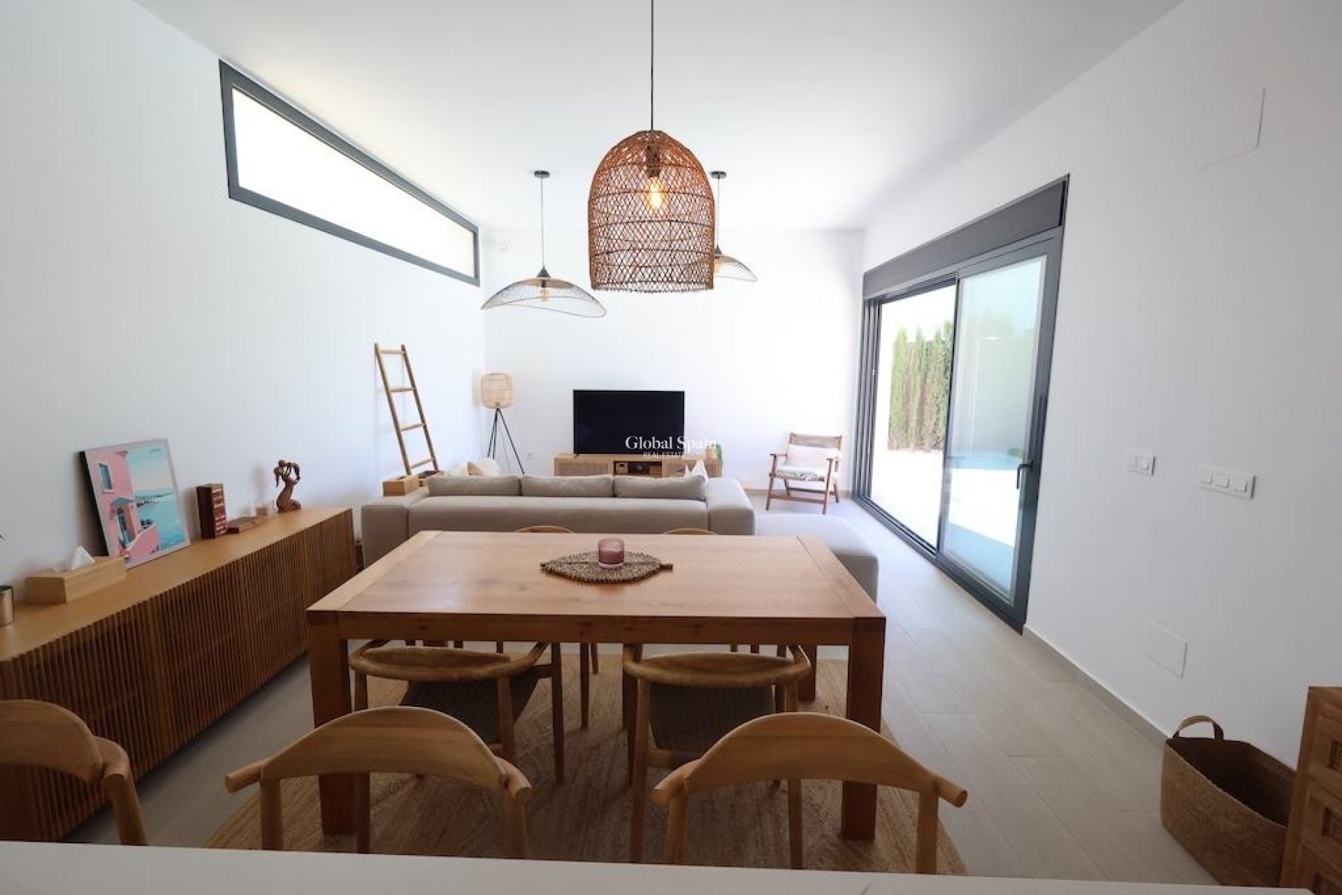 Wederverkoop - VILLA -
ALGORFA - Inland