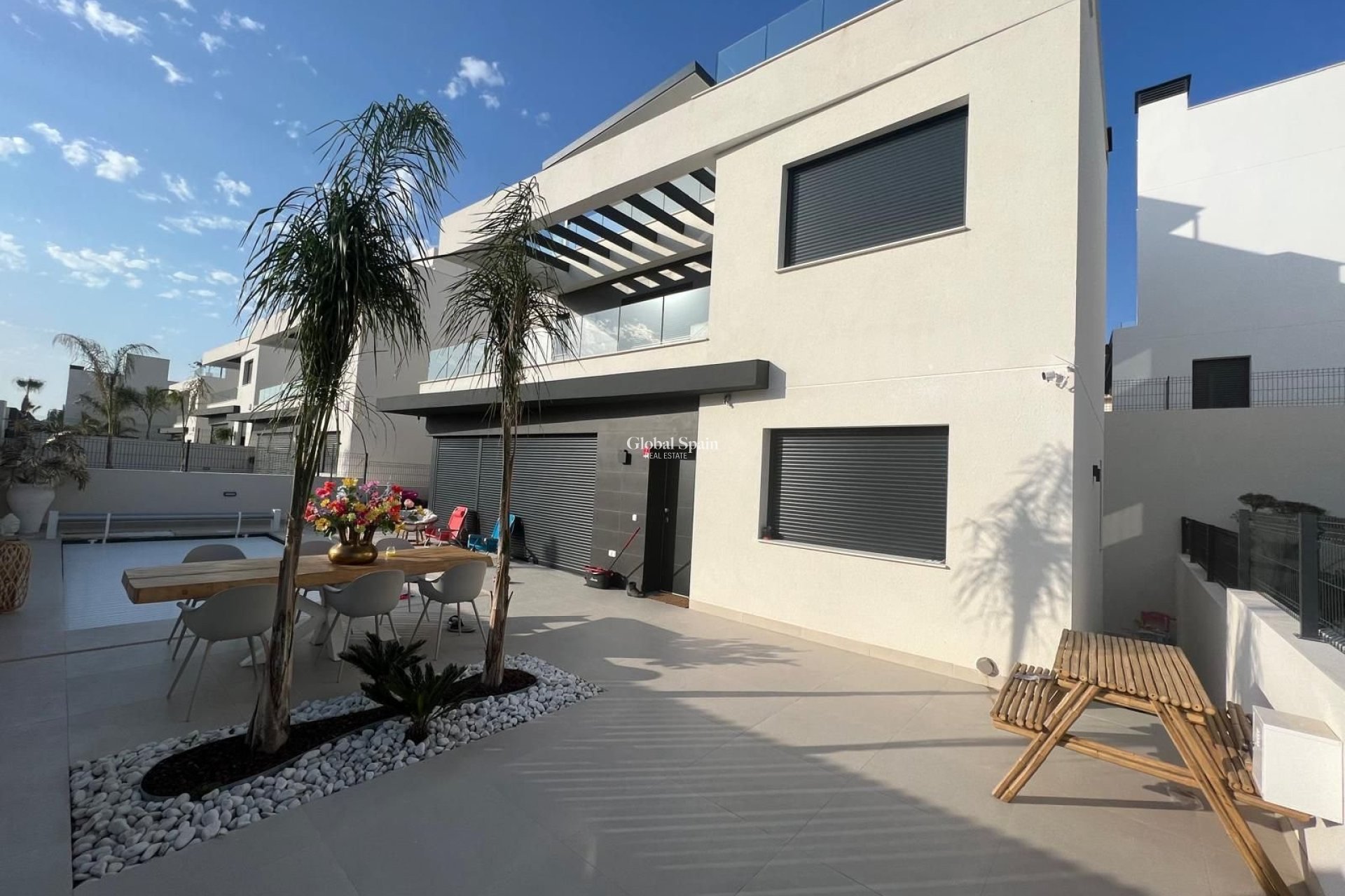 Wederverkoop - VILLA -
ALGORFA - LA FINCA GOLF / ALGORFA