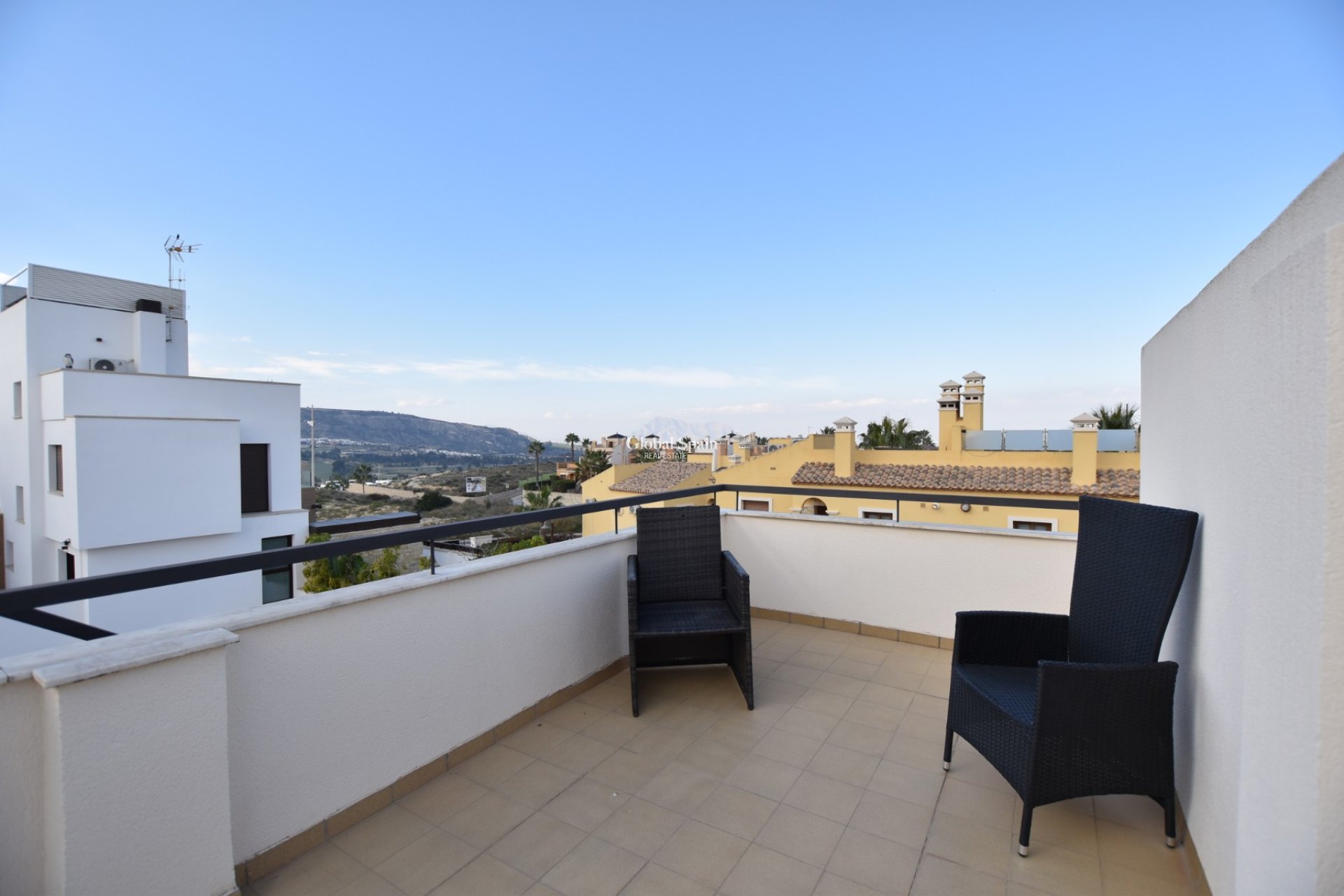 Wederverkoop - VILLA -
ALGORFA - LA FINCA GOLF / ALGORFA