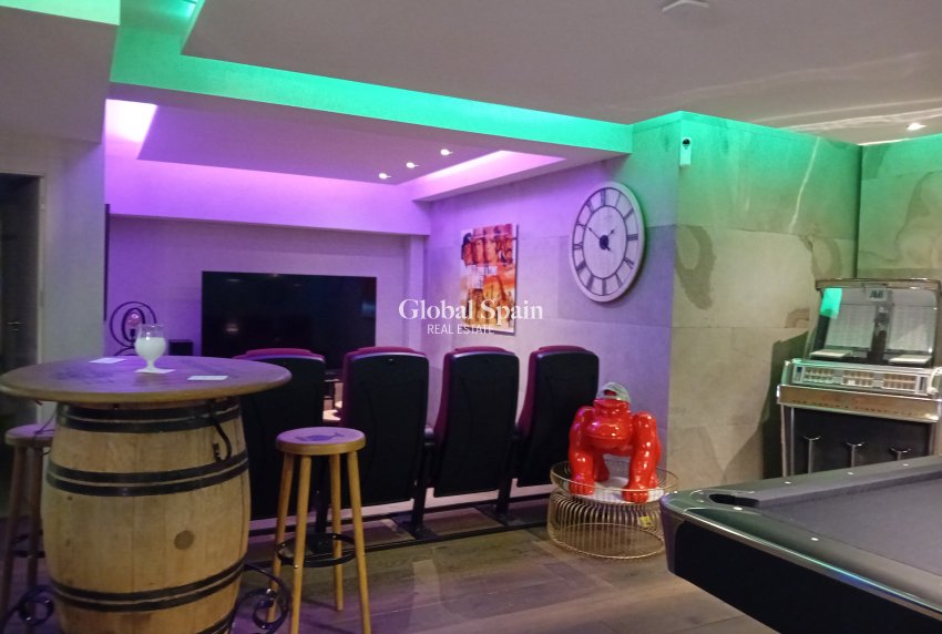 Wederverkoop - VILLA -
ALGORFA - LA FINCA GOLF / ALGORFA