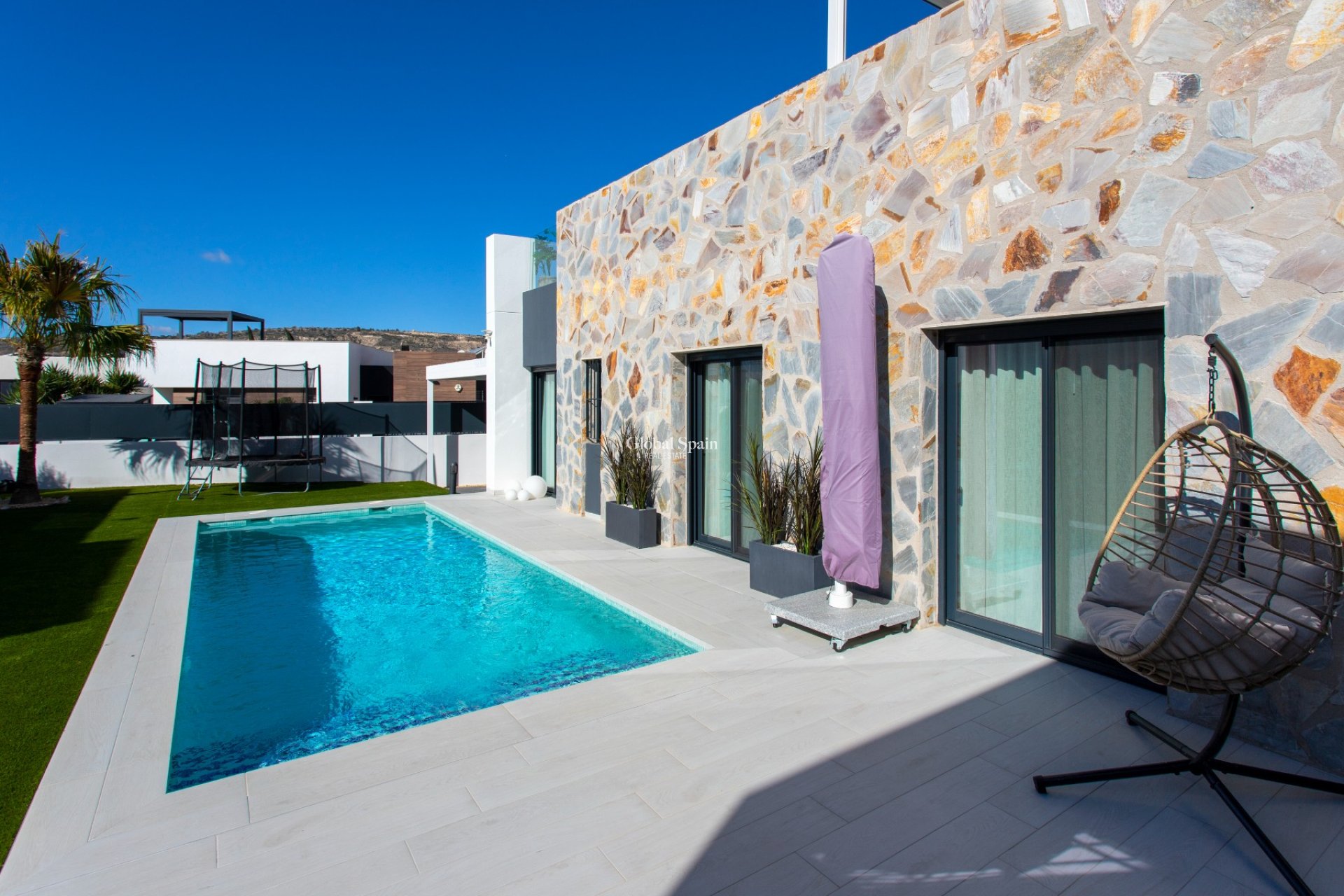 Wederverkoop - VILLA -
ALGORFA - LA FINCA GOLF / ALGORFA