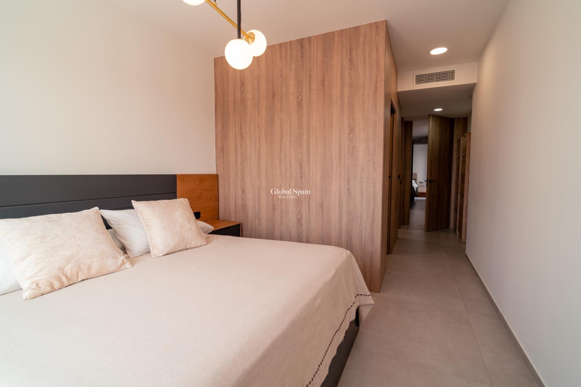 Wederverkoop - VILLA -
ALGORFA - LA FINCA GOLF / ALGORFA