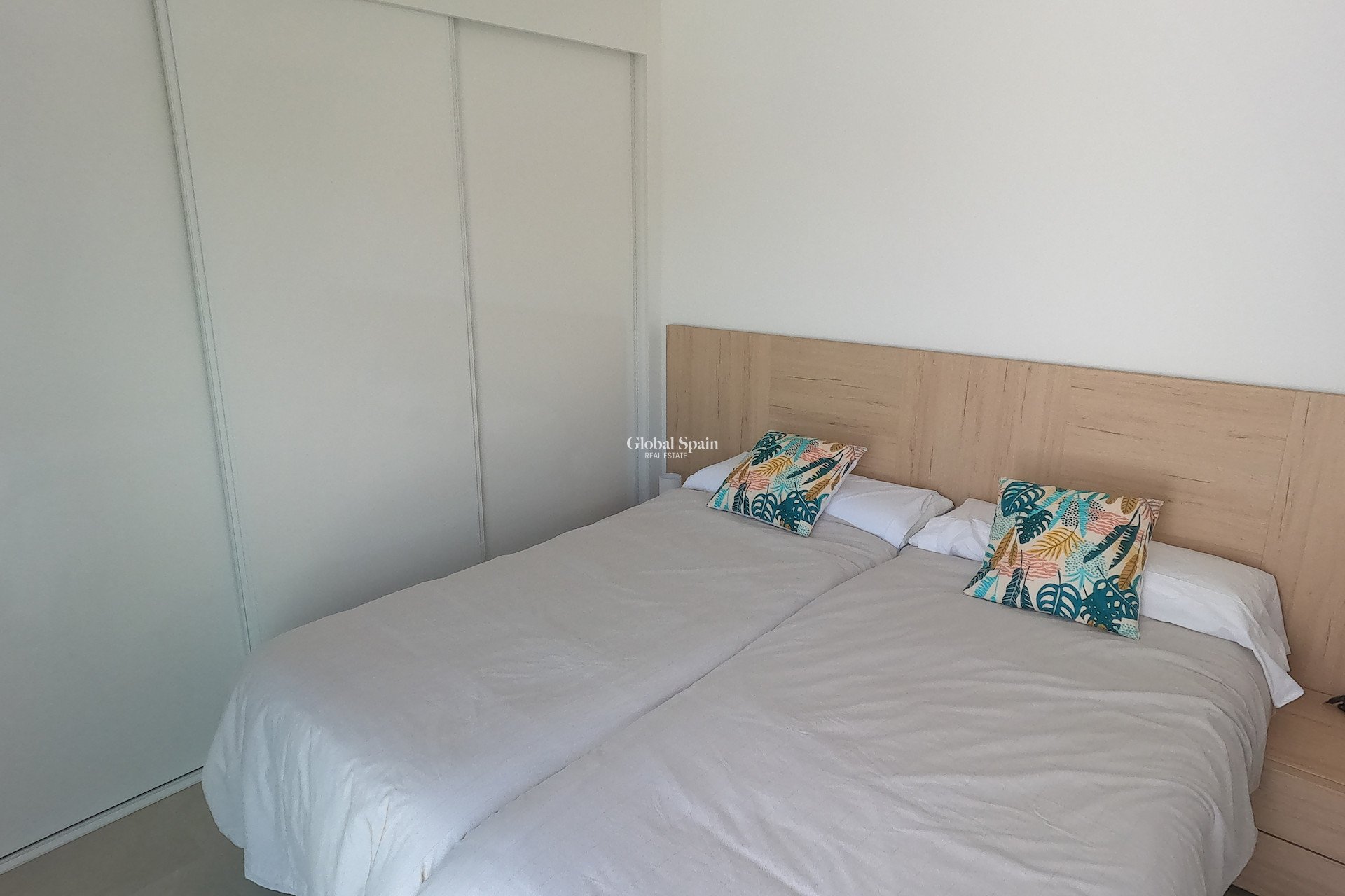 Wederverkoop - VILLA -
ALGORFA - LA FINCA GOLF / ALGORFA