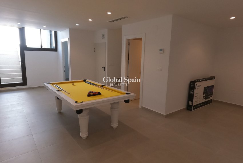 Wederverkoop - VILLA -
ALGORFA - LA FINCA GOLF / ALGORFA