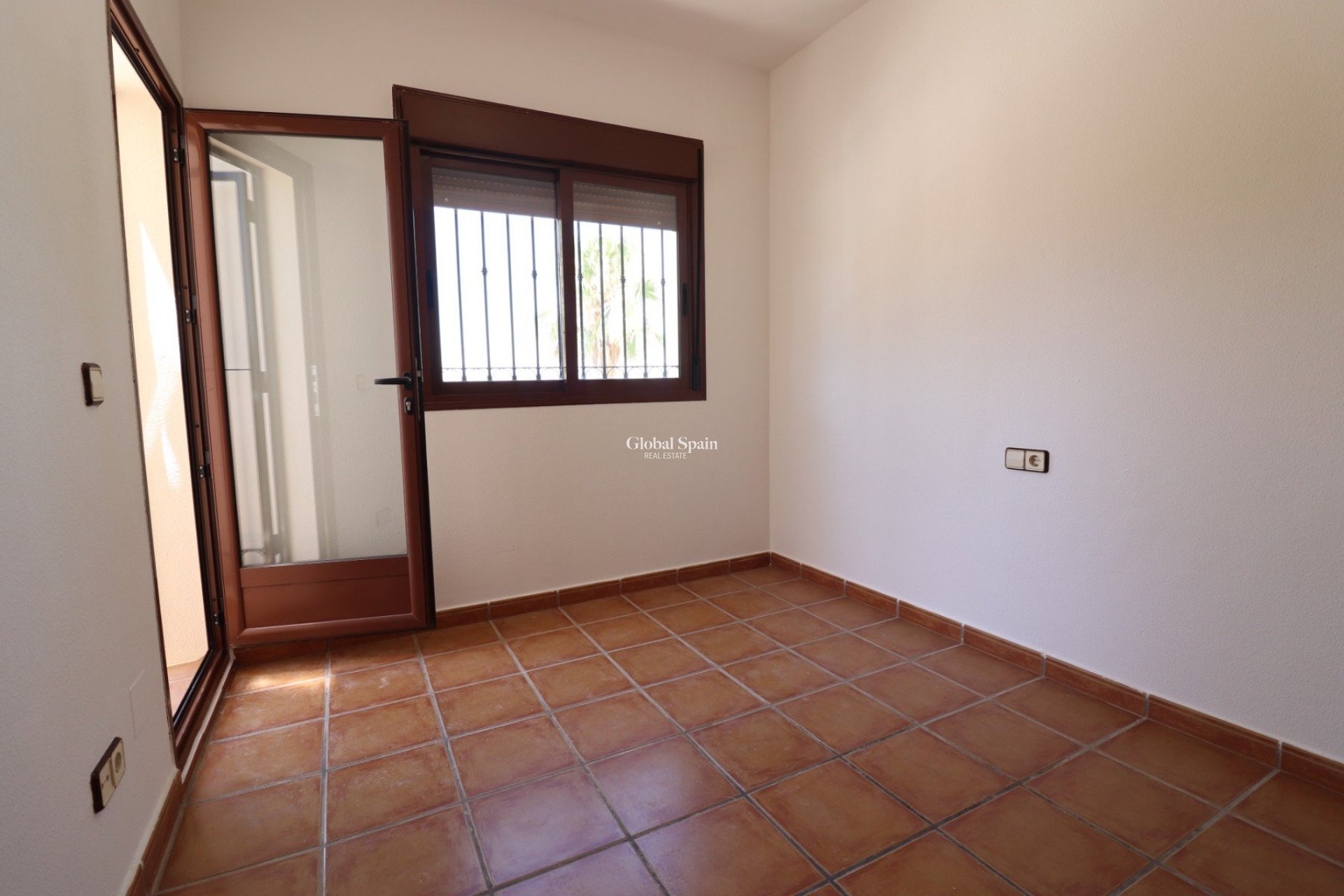 Wederverkoop - VILLA -
ALGORFA - LA FINCA GOLF / ALGORFA