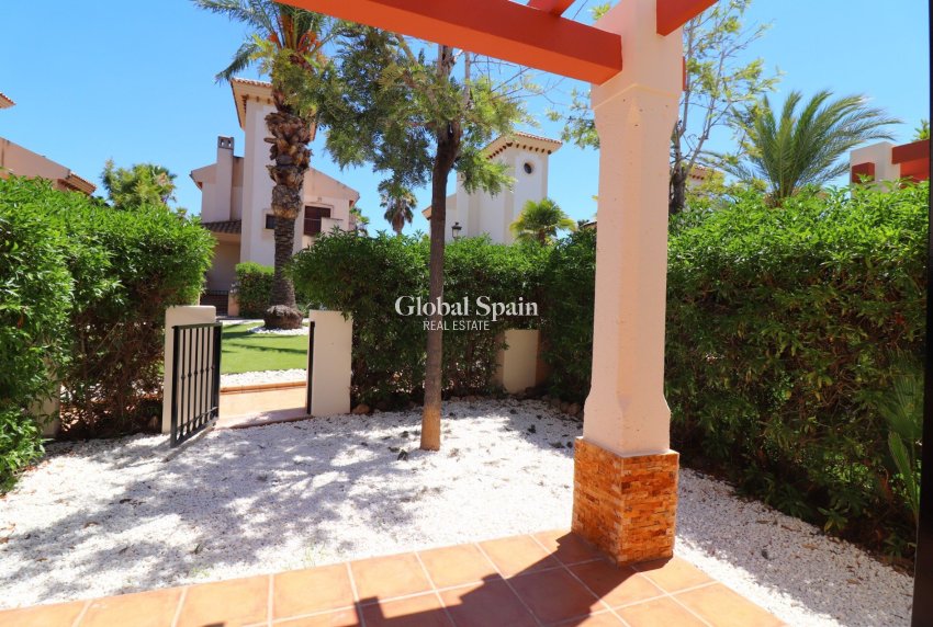 Wederverkoop - VILLA -
ALGORFA - LA FINCA GOLF / ALGORFA