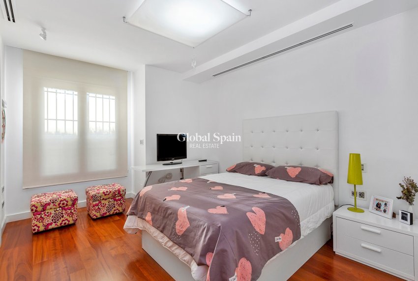 Wederverkoop - Villa -
ALGORFA - LA FINCA GOLF / ALGORFA