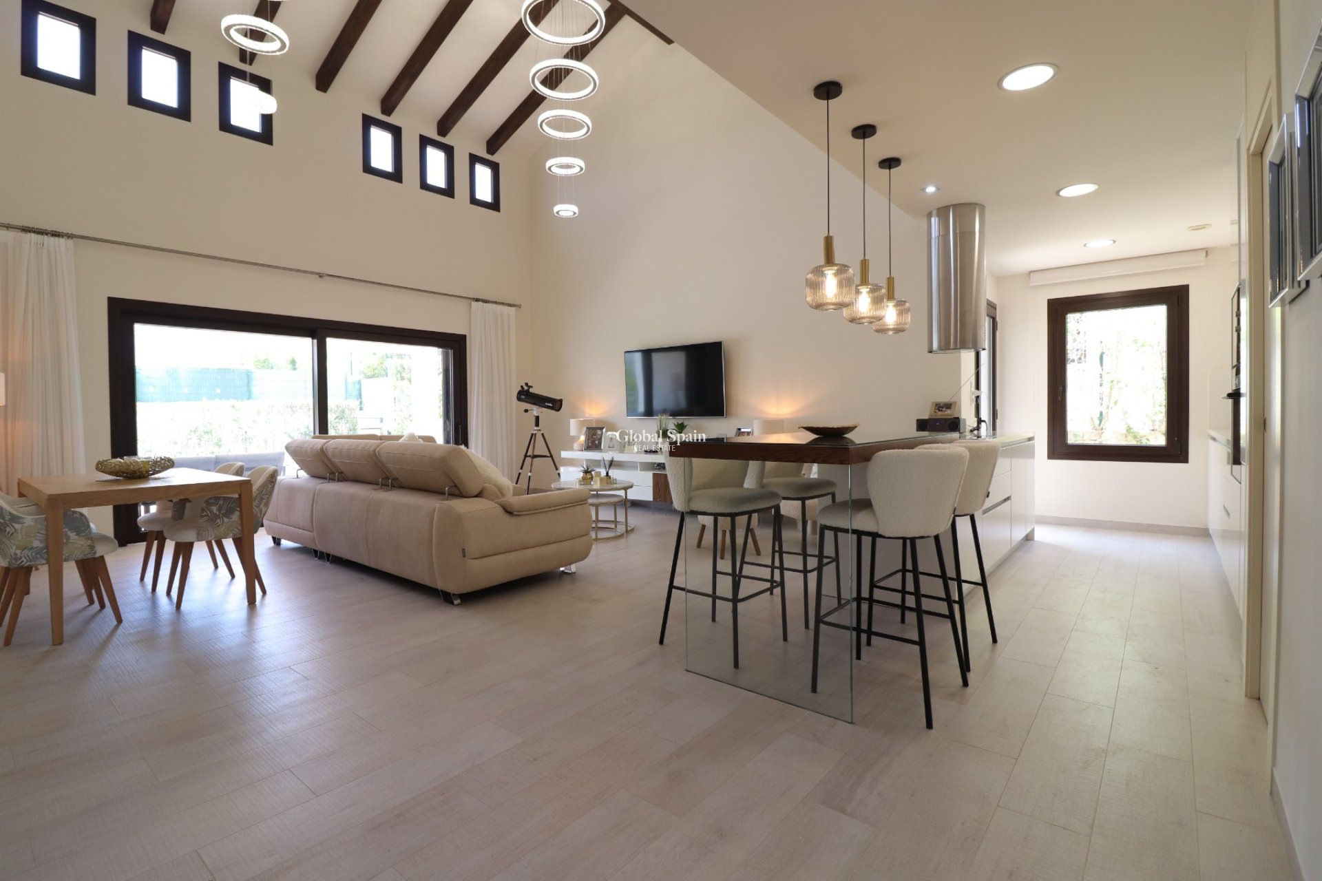 Wederverkoop - VILLA -
Algorfa - La Finca Golf Resort