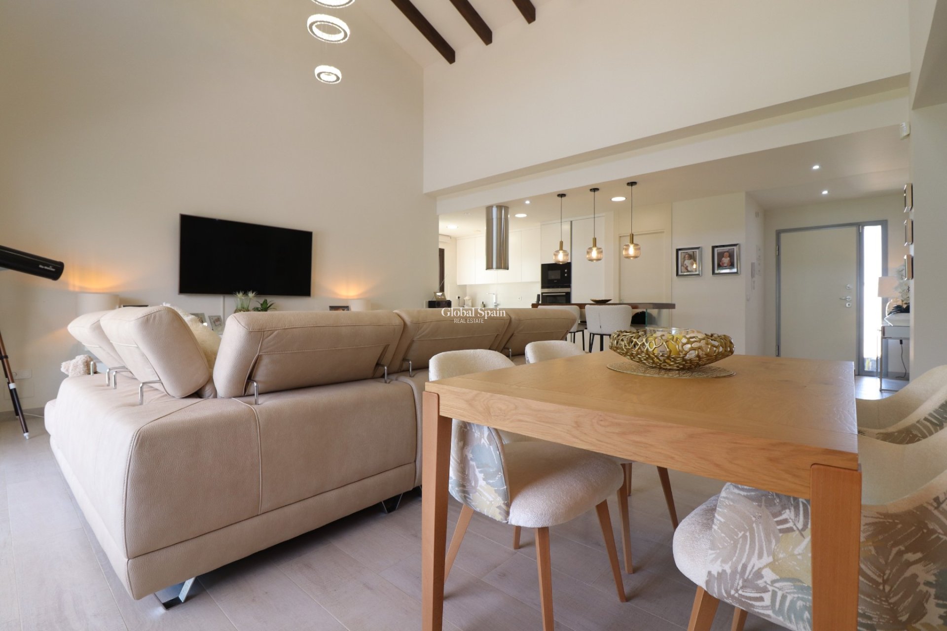 Wederverkoop - VILLA -
Algorfa - La Finca Golf Resort