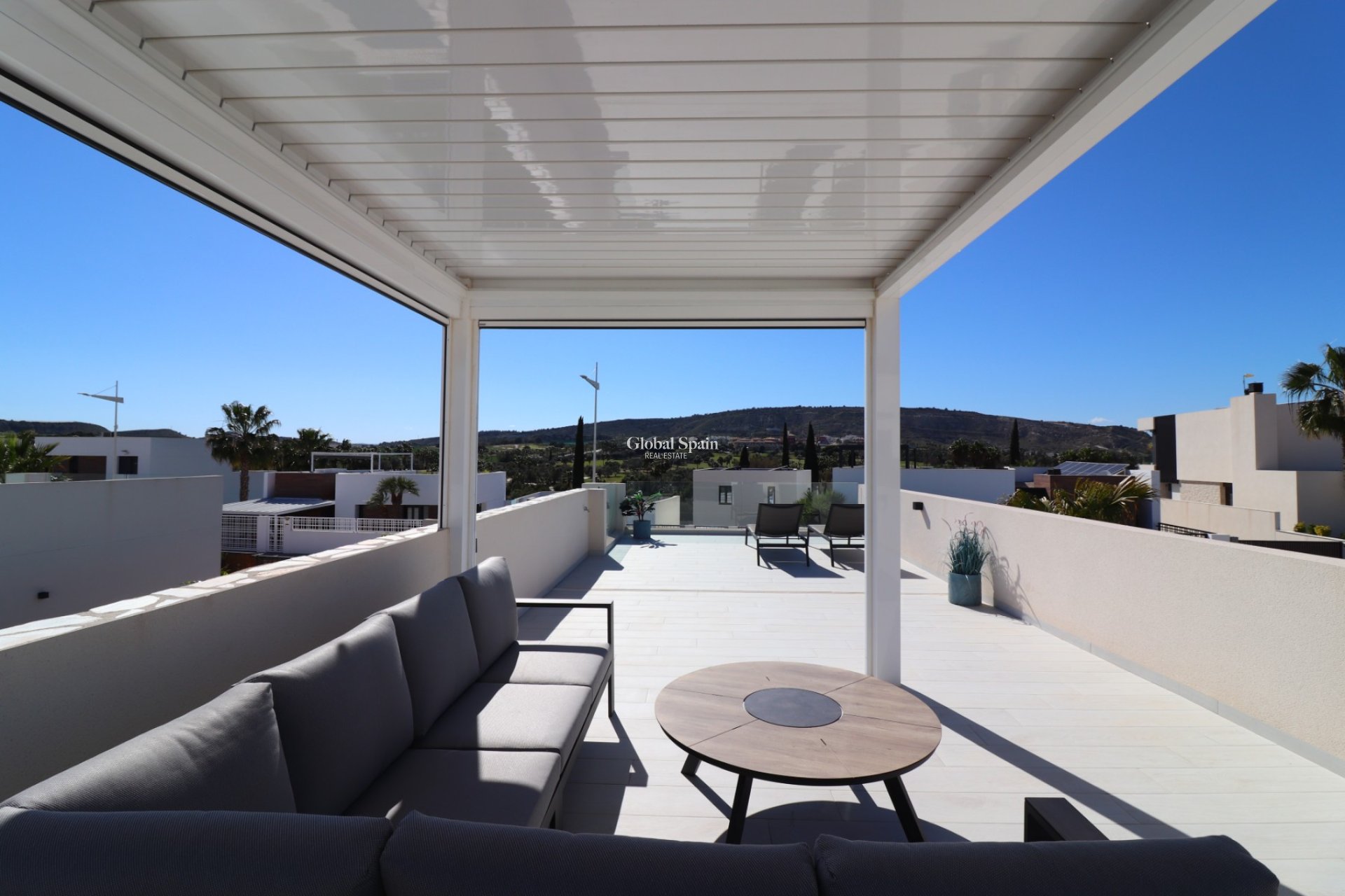 Wederverkoop - VILLA -
Algorfa - La Finca Golf Resort