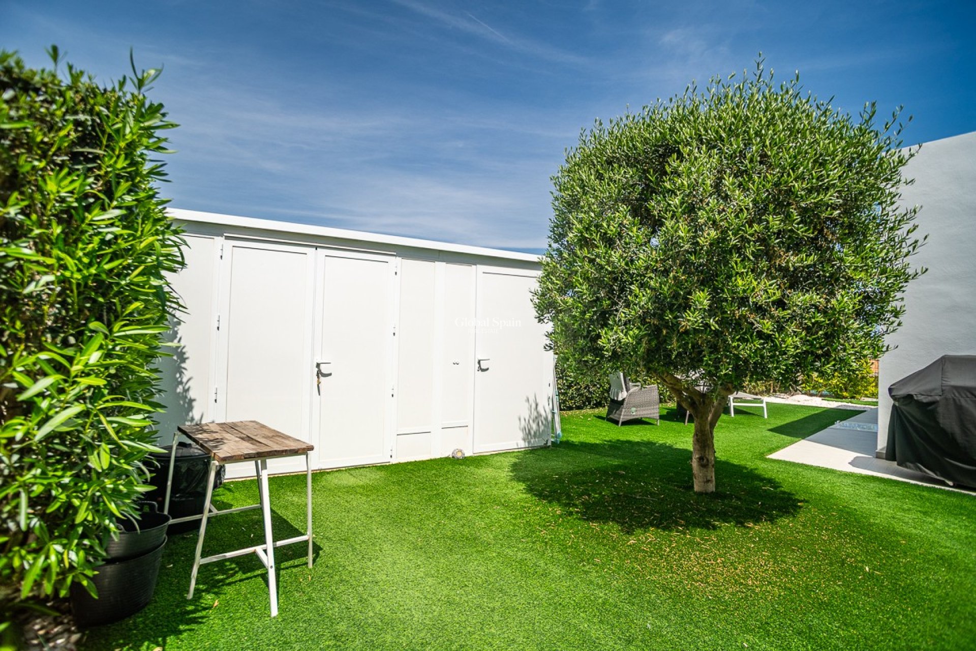 Wederverkoop - VILLA -
ALGORFA - La Finca Golf