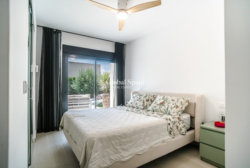 Wederverkoop - VILLA -
ALGORFA - La Finca Golf