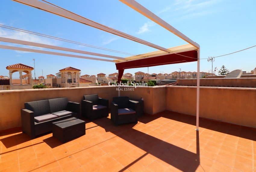 Wederverkoop - VILLA -
Algorfa - Lo Crispin