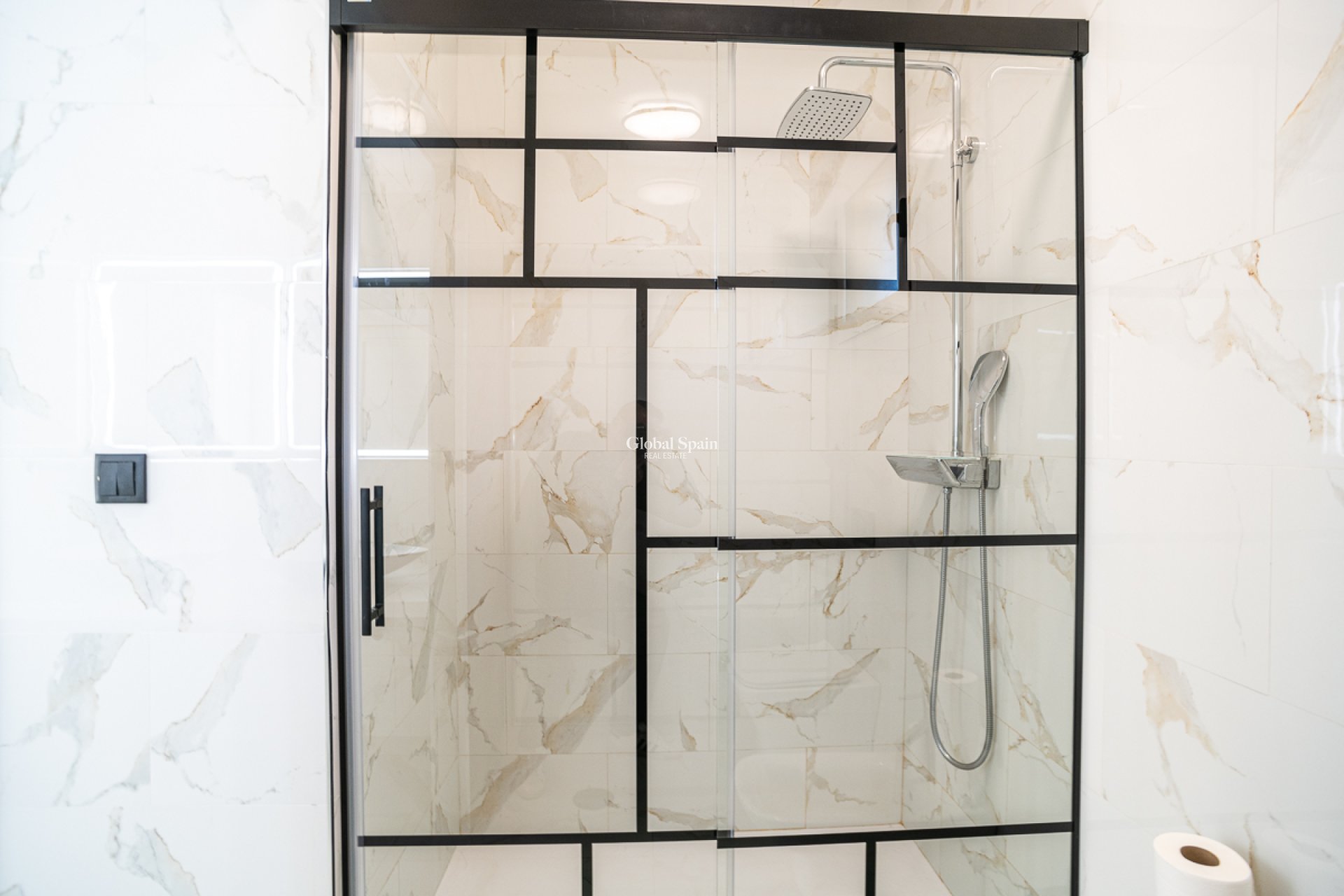 Wederverkoop - VILLA -
ALGORFA - Lo Crispin