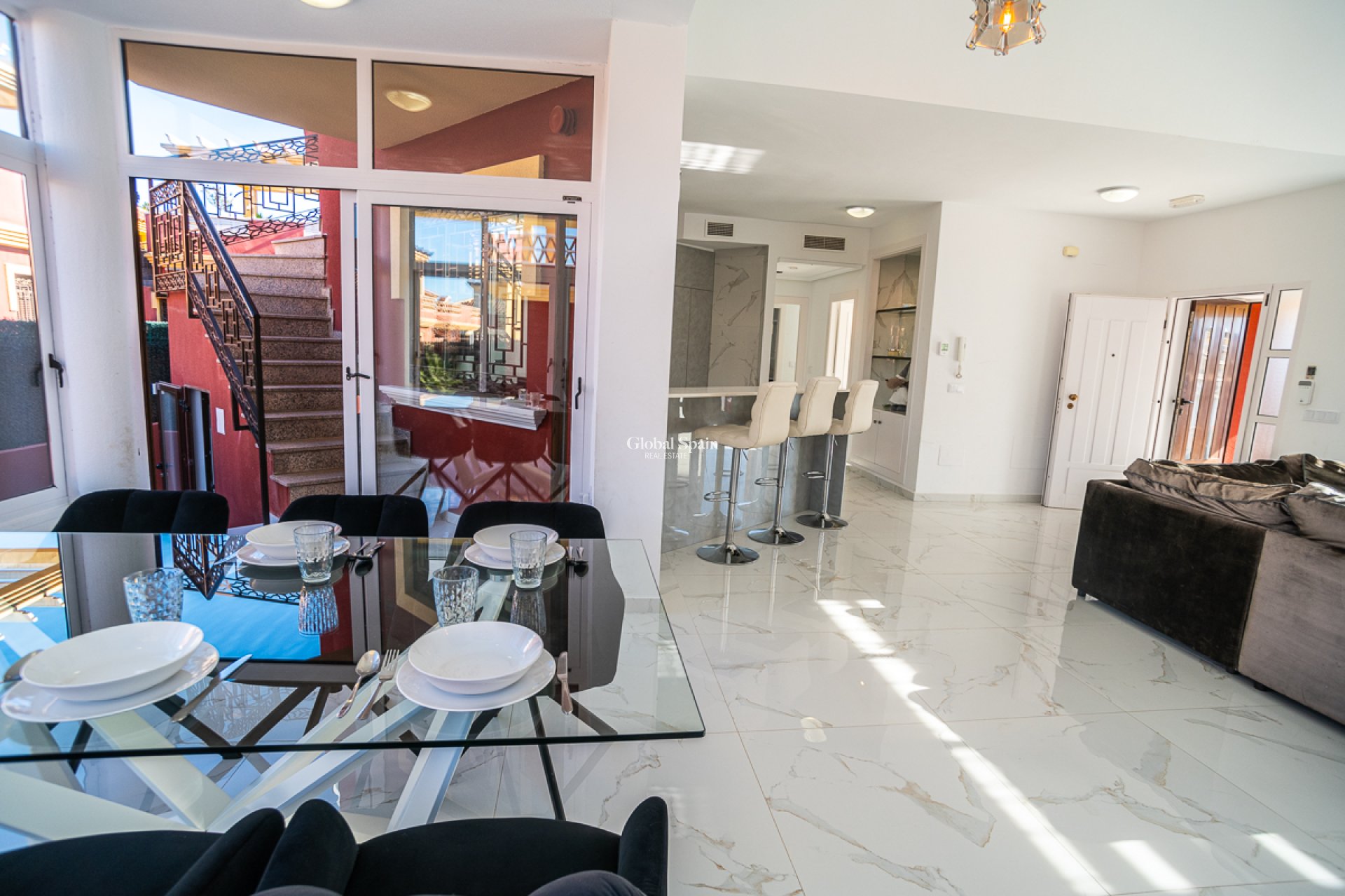 Wederverkoop - VILLA -
ALGORFA - Lo Crispin