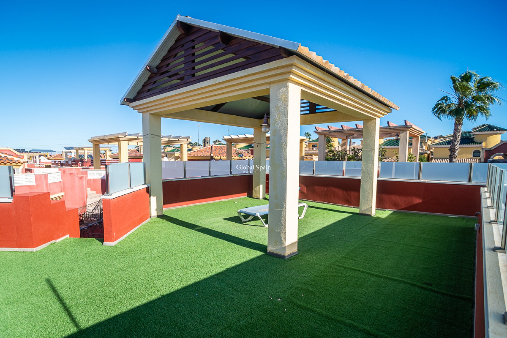 Wederverkoop - VILLA -
ALGORFA - Lo Crispin