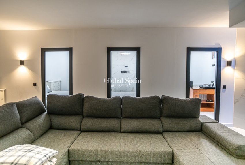 Wederverkoop - VILLA -
ALGORFA - Lo Crispin