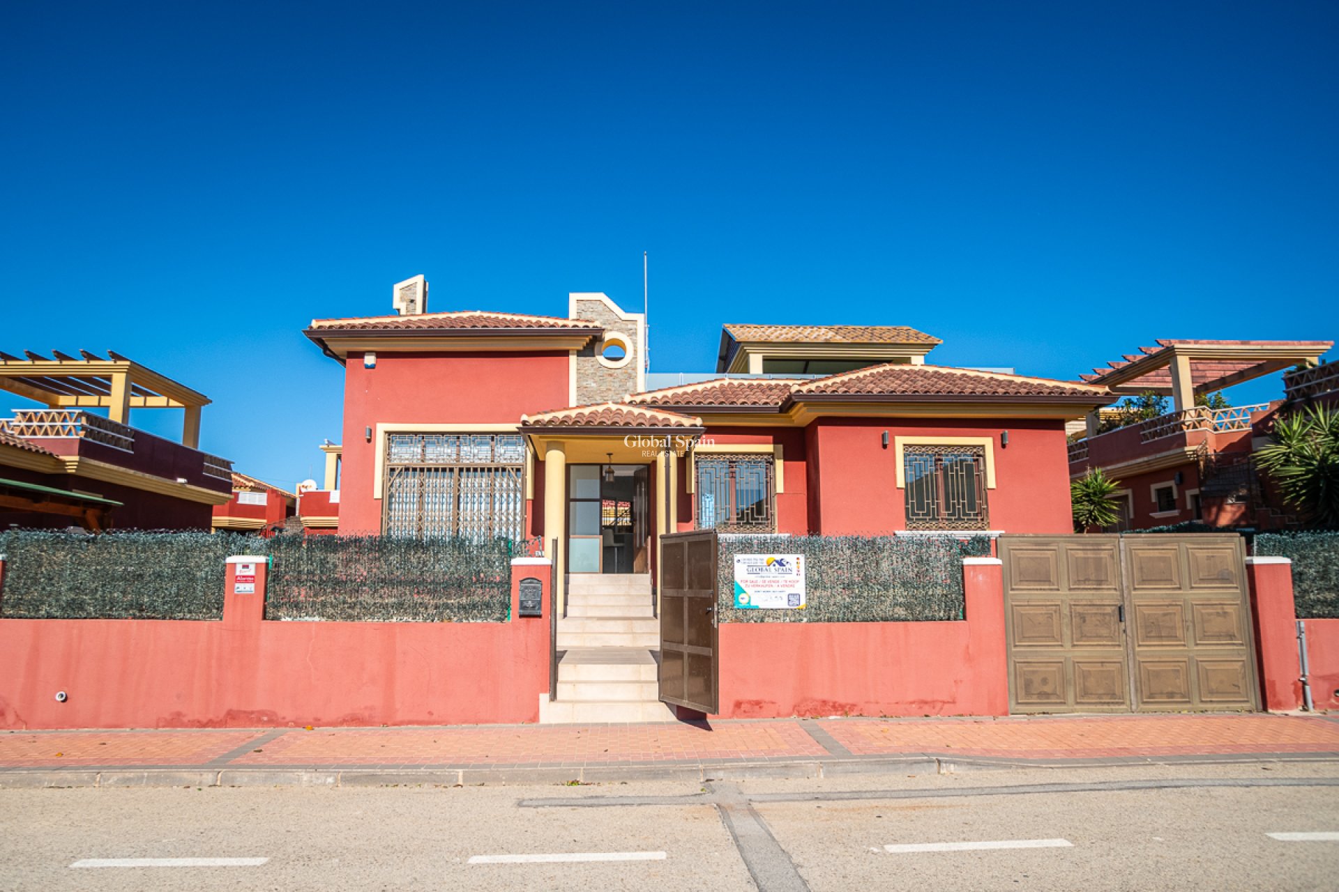 Wederverkoop - VILLA -
ALGORFA - Lo Crispin