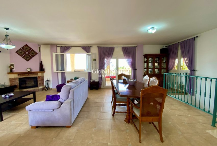 Wederverkoop - VILLA -
ALGORFA - Lomas De La Juliana