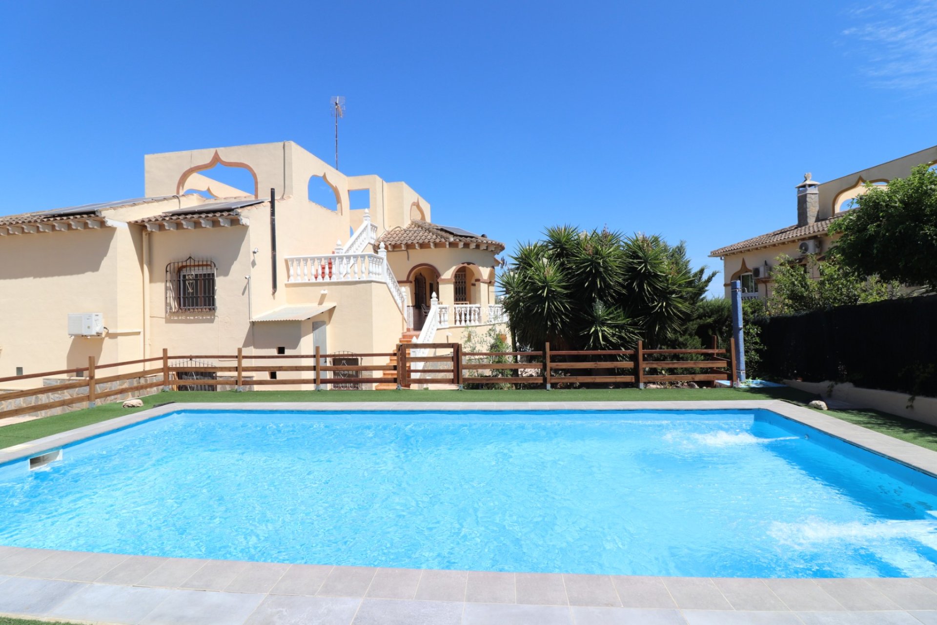 Wederverkoop - VILLA -
Algorfa - Lomas de La Juliana