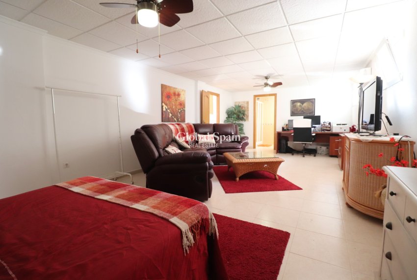 Wederverkoop - VILLA -
Algorfa - Lomas de La Juliana