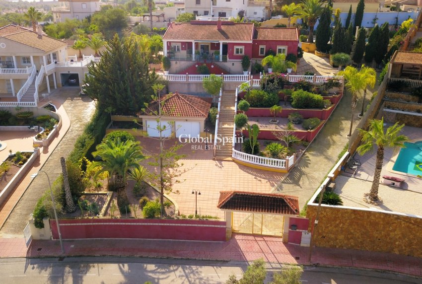 Wederverkoop - VILLA -
Algorfa - Lomas de La Juliana