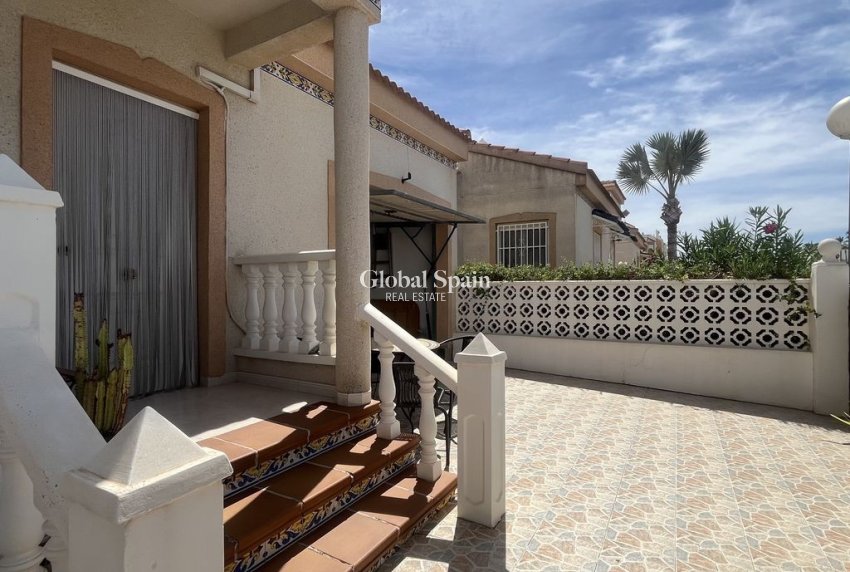 Wederverkoop - Villa -
ALGORFA - Montemar