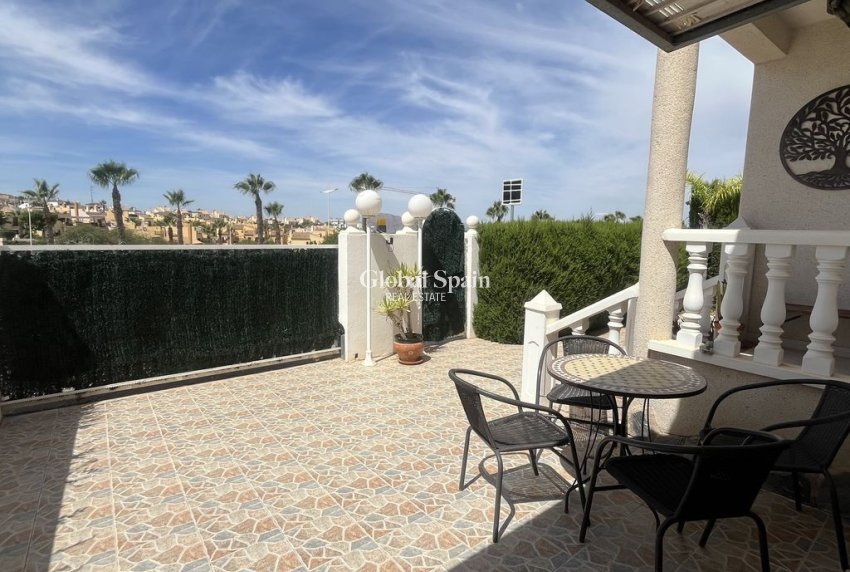 Wederverkoop - Villa -
ALGORFA - Montemar