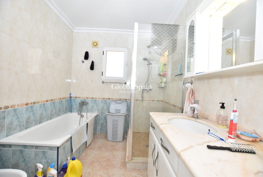 Wederverkoop - Villa -
ALGORFA