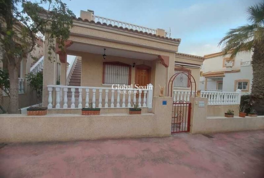 Wederverkoop - Villa -
ALGORFA