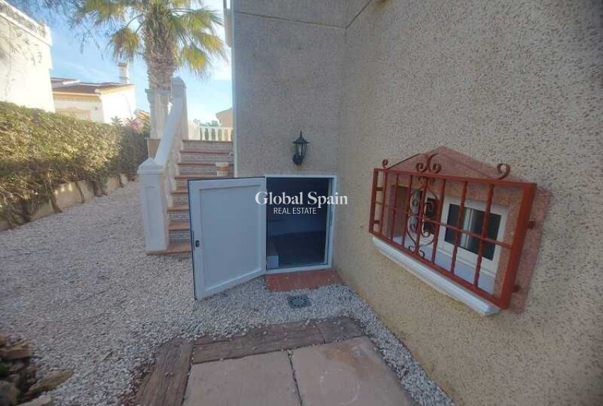 Wederverkoop - Villa -
ALGORFA