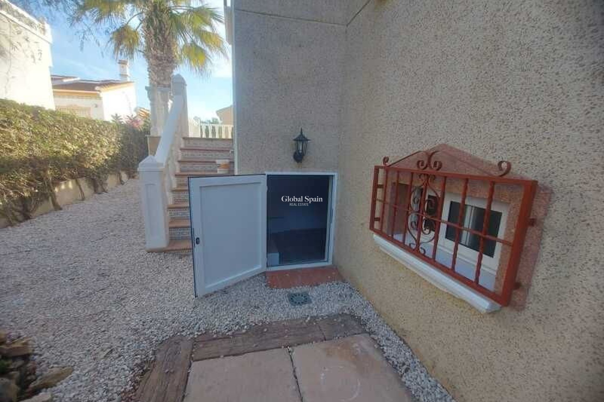 Wederverkoop - Villa -
ALGORFA