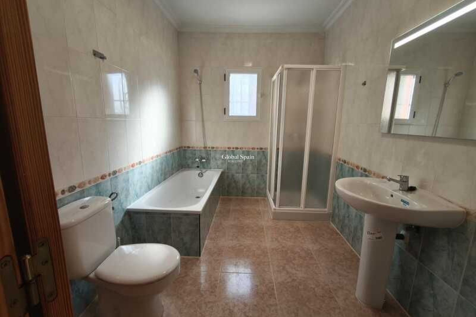 Wederverkoop - Villa -
ALGORFA