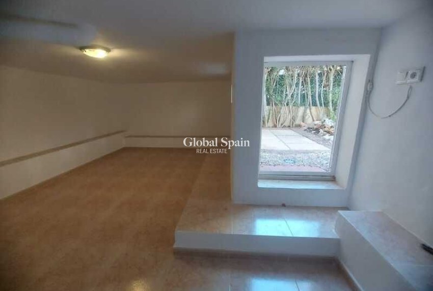 Wederverkoop - Villa -
ALGORFA